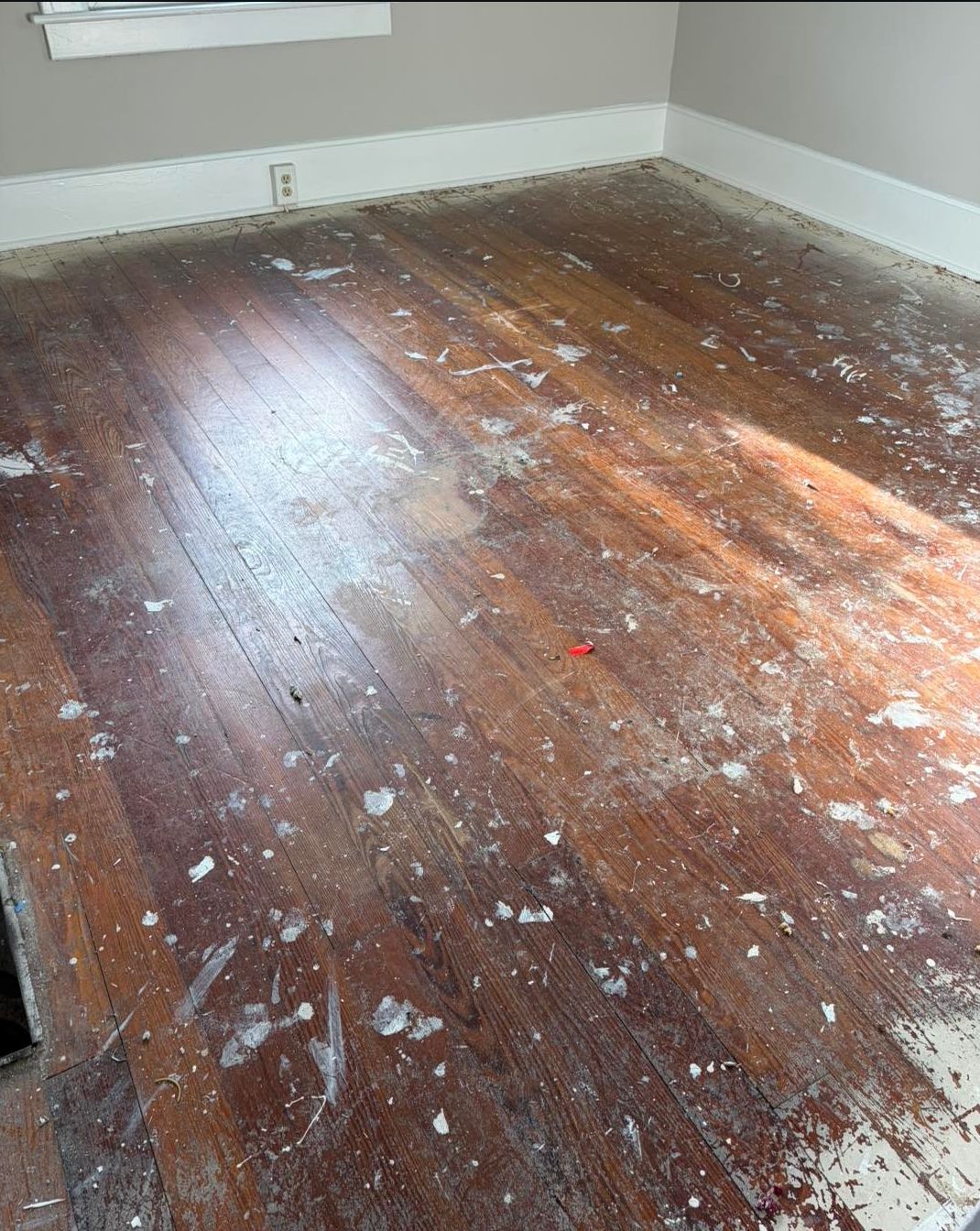 Bedroom floor before refinishing